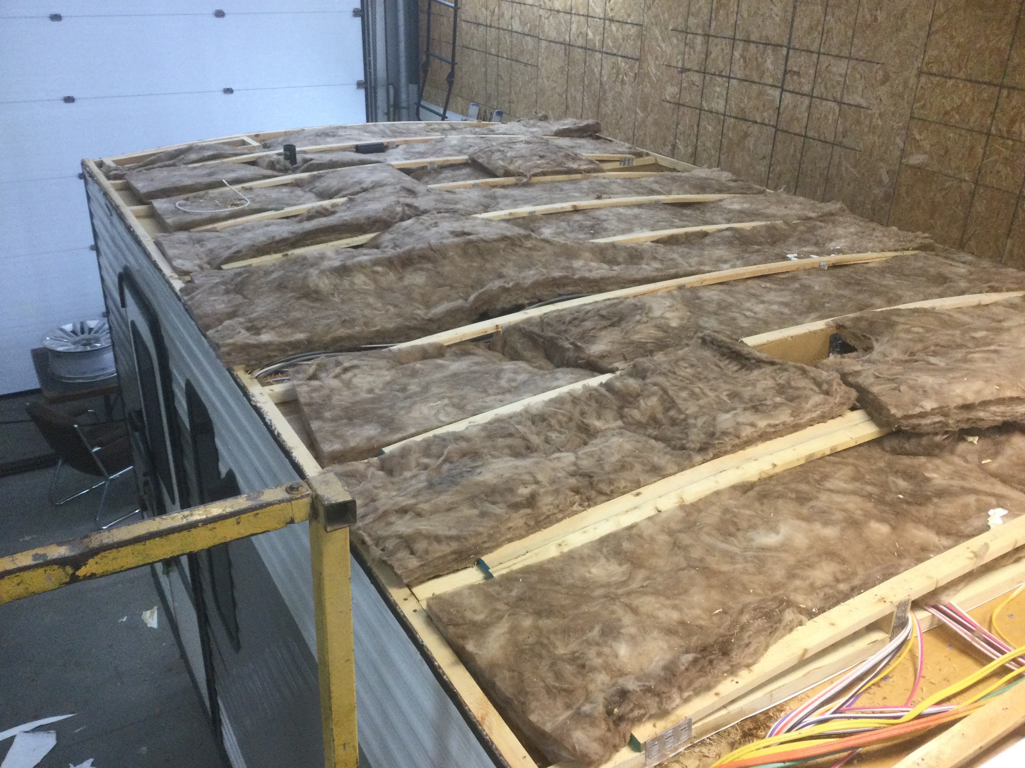 Stripped roof with insulation
